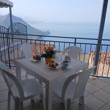 Bed and breakfast La Casa Di Carmela E Francesco 3*