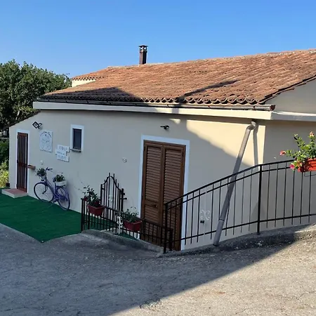 La Casa Di Carmela E Francesco B&B 3*